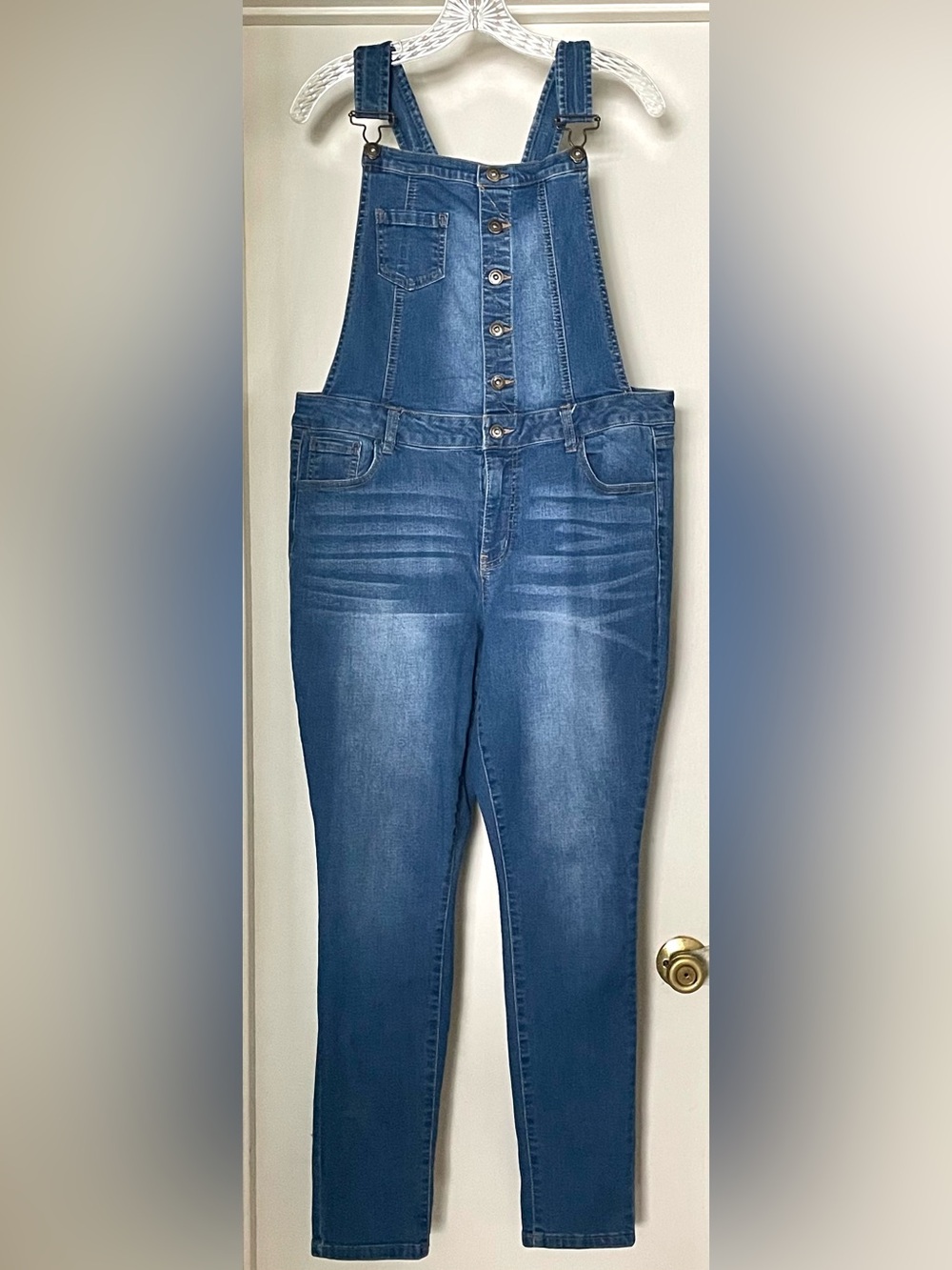 Women’s blue denim romper jumpsuit. Size 2X (plus size)